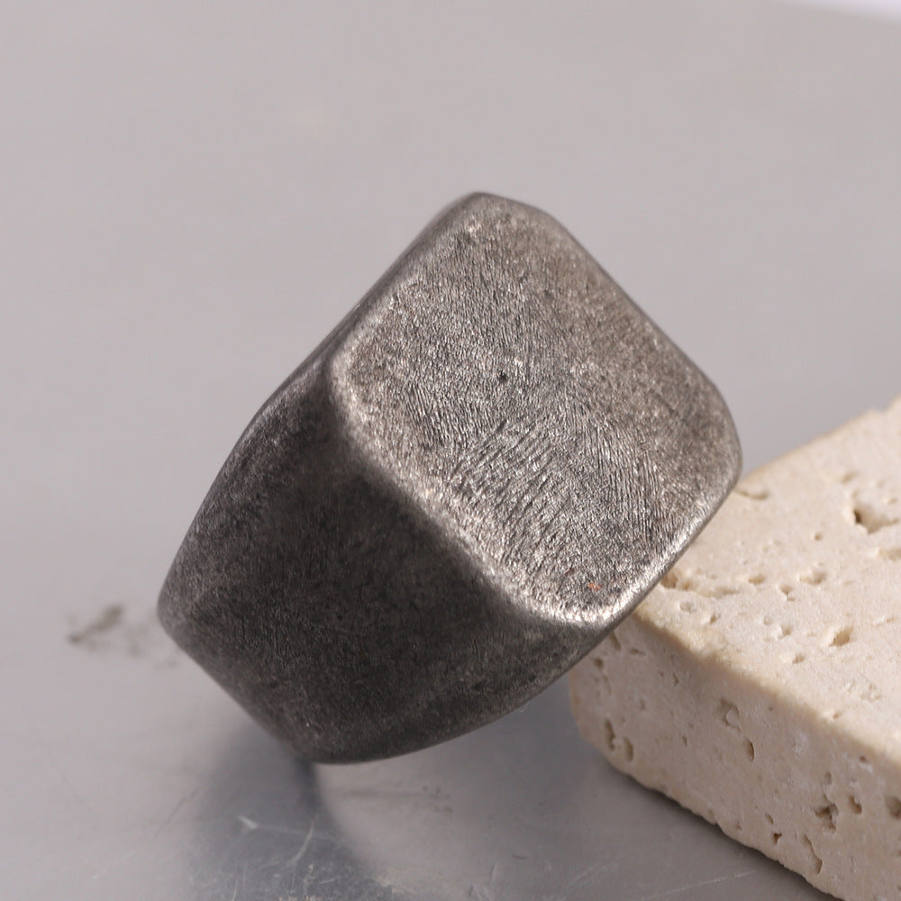 Simple And Stylish Personality Rhombus Vintage Ring