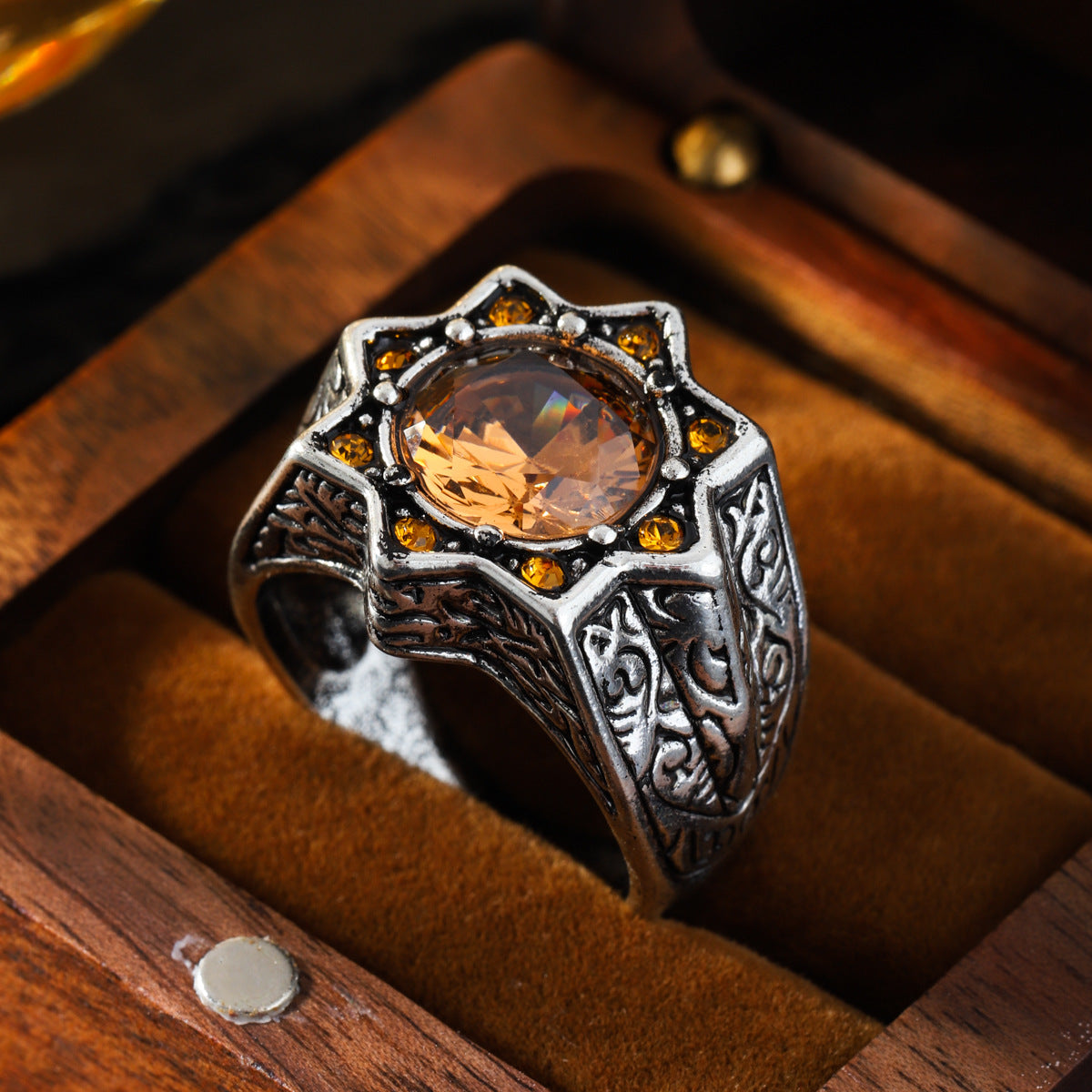 Fashion Personality Retro Crystal Men's Sun Ring