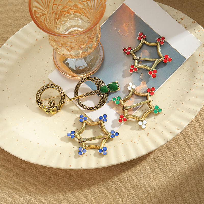 Six-pointed Star Oil Dripping Alloy Viking Brooch Artistic Retro Fashion