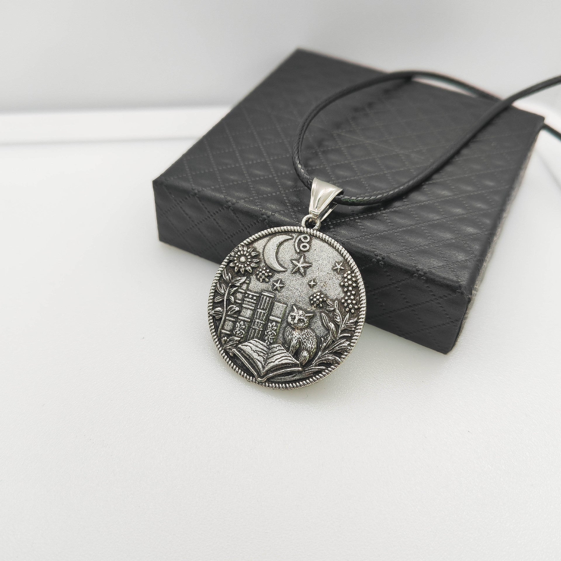 Wizard Cat Reading Witchcraft Pendant Necklace