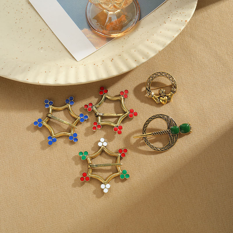 Six-pointed Star Oil Dripping Alloy Viking Brooch Artistic Retro Fashion