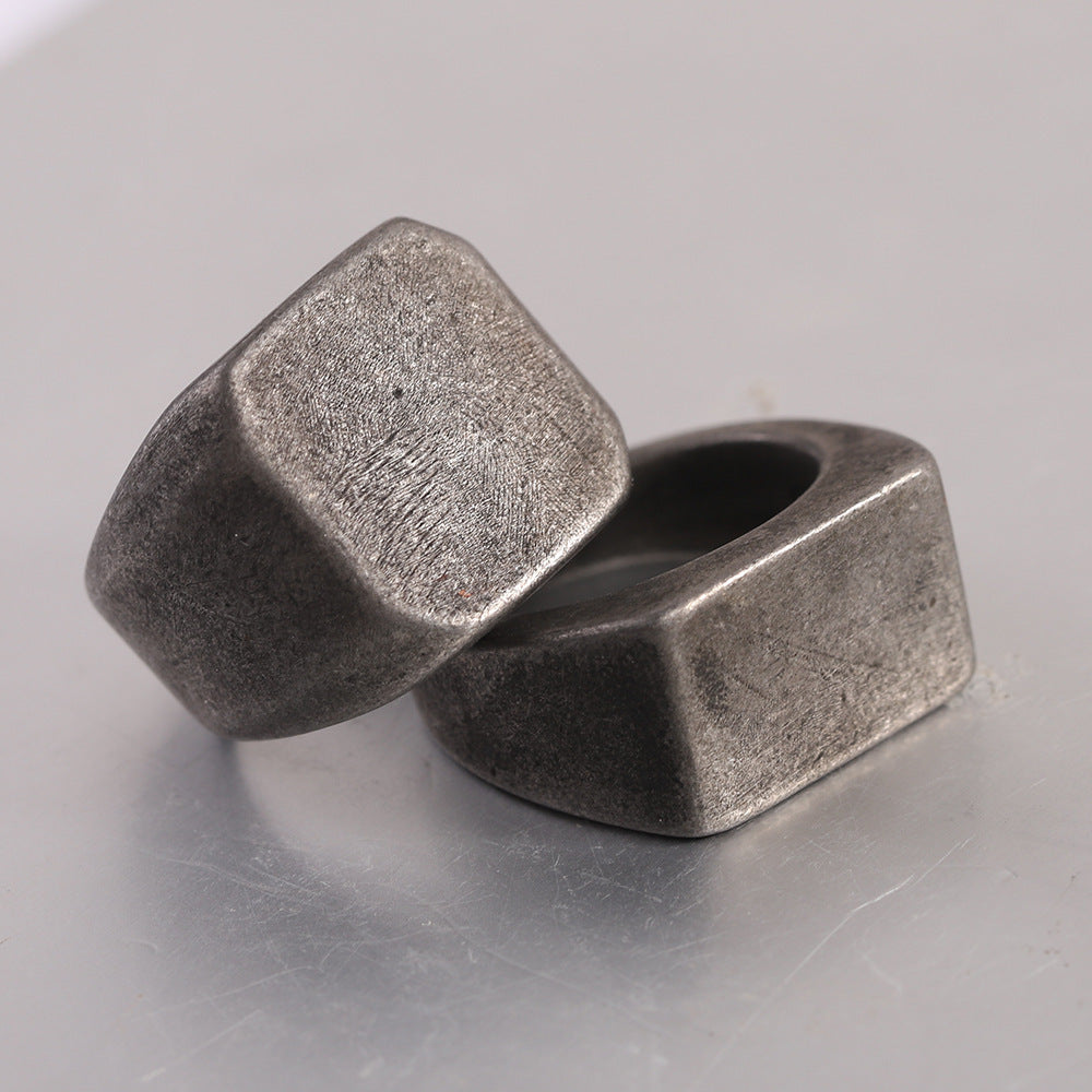 Simple And Stylish Personality Rhombus Vintage Ring